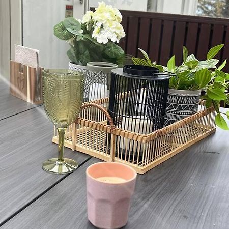 Charming 3 Bedroom Apartment 아퀴레이리 외부 사진