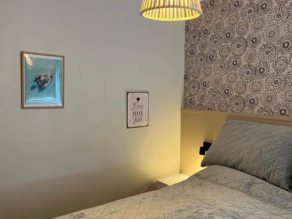 Charming 3 Bedroom Apartment 아퀴레이리 외부 사진